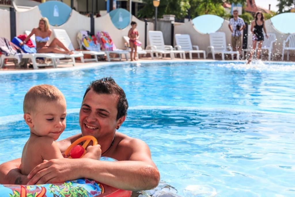 Hotel Adriatico Family Village 3*